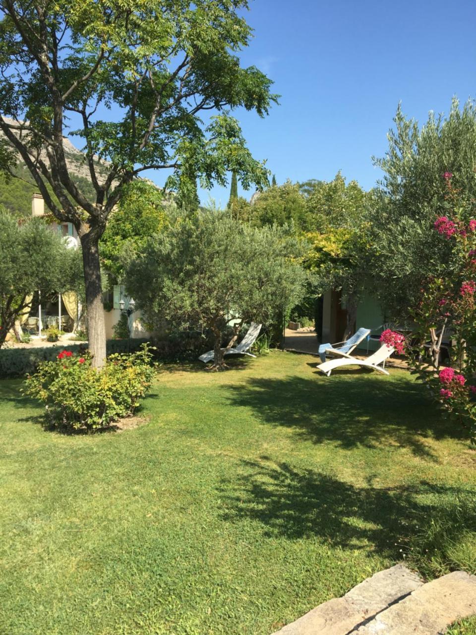 Le Grand Jardin Bed & Breakfast Lafare Exterior photo