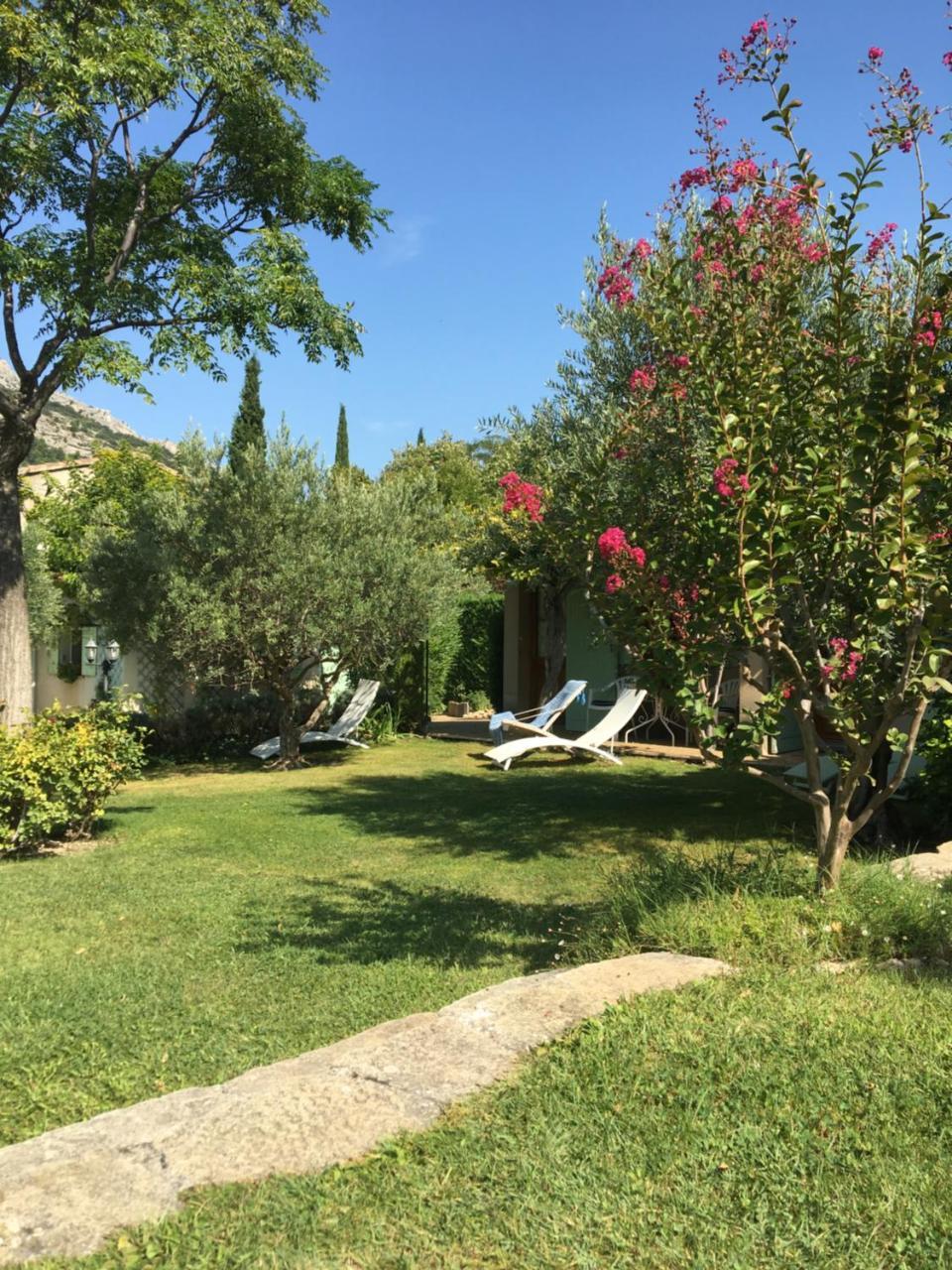 Le Grand Jardin Bed & Breakfast Lafare Exterior photo